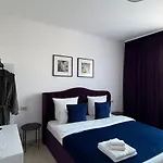 Apartment Mis Family House з чаном та сауною