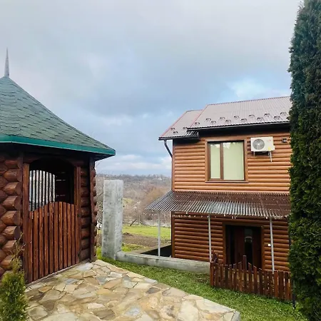 Mis Family House з чаном та сауною *