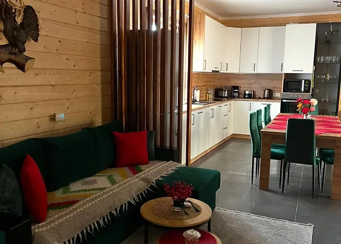 Mis Family House з чаном та сауною * Косов