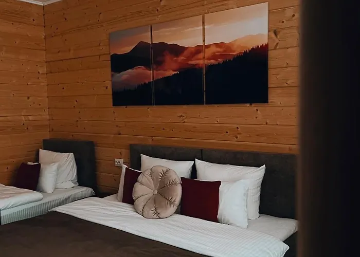 Mis Family House з чаном та сауною *
